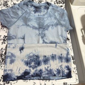 Lululemon blue tie-dye T-shirt
